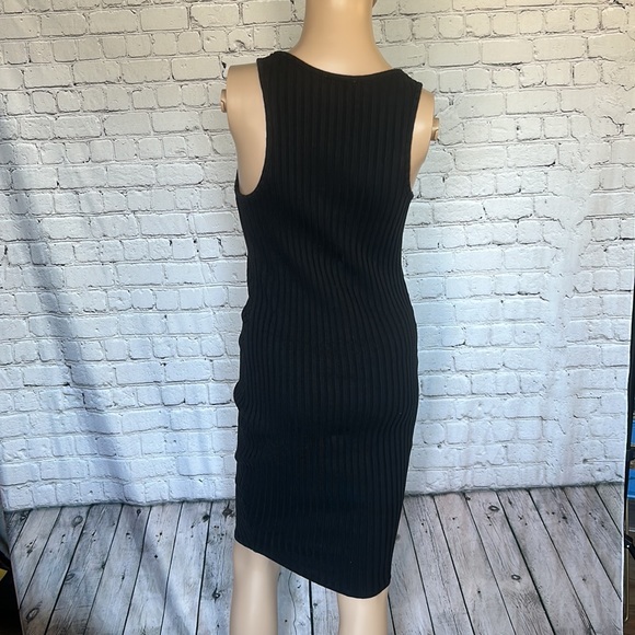 🍼Show Me Your MuMu Maternity Dress🍼 - Picture 6 of 8